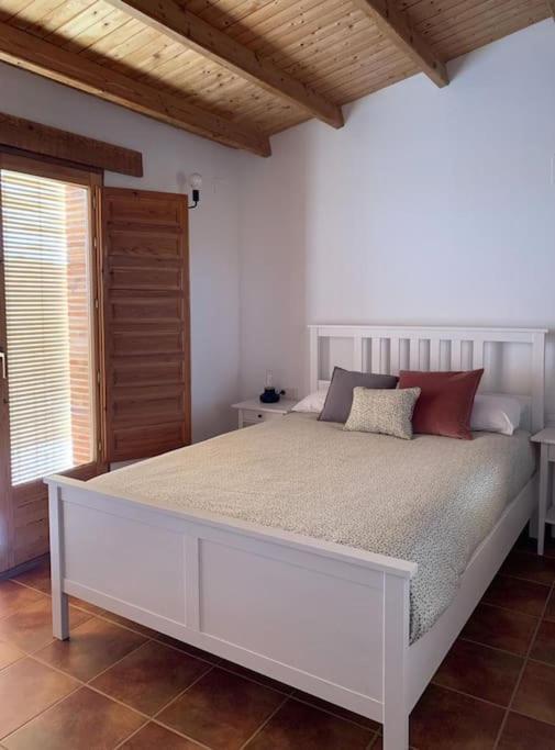 La Llobatera Casa Rural Les Coves de Vinroma Екстер'єр фото